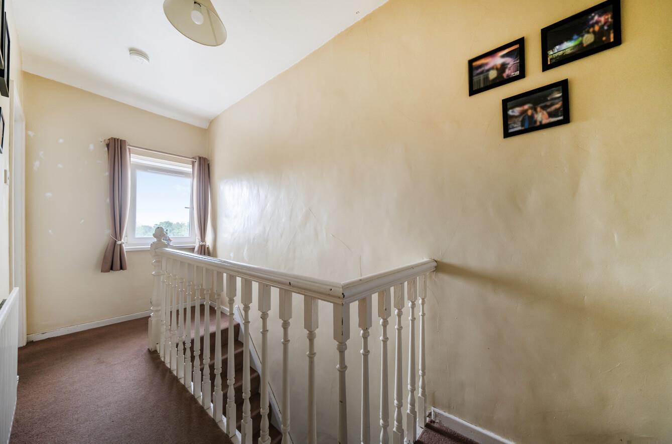 Neath Road, Ystradgynlais, Swansea, SA9 1PR